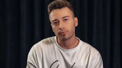 Enes Batur geri dönüyor