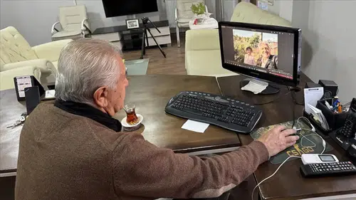 Depremzede gazeteci 10 Ocak’ı buruk kutluyor