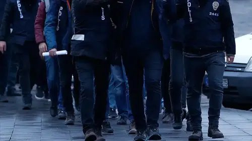 Konya merkezli FETÖ operasyonu: 8 ilde 20 şüpheli yakalandı