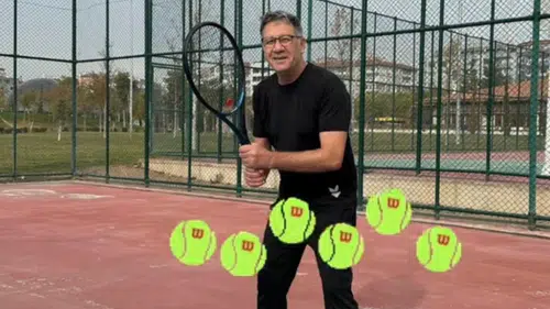 MUSTAFA AKGÖL TENİSE BAŞLAMIŞ