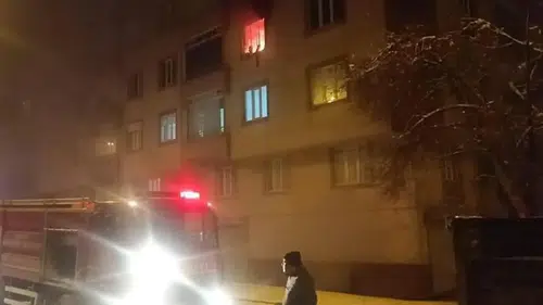 Konya'da evde çıkan yangında 6 kişi dumandan etkilendi