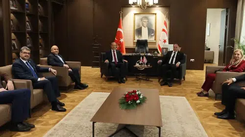 Konya Vekili Erdem KKTC meclis başkanı Öztürkler’i ziyaret etti