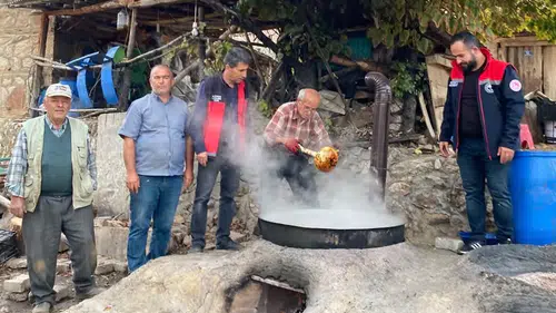 Konya'nın pekmez üretim merkezi hareketli!