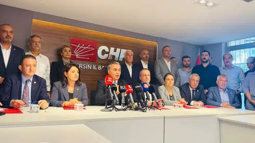 CHP Konya Vekili Bektaş Mersin’e gitti: Başkan Seçer’in ailesine ziyaret