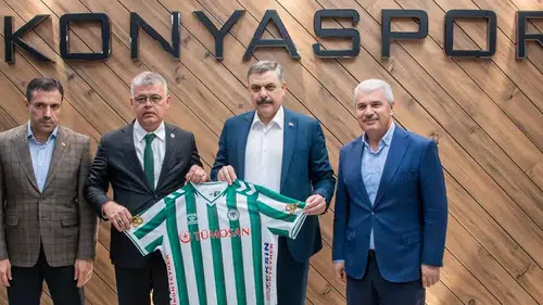 Konyaspor’da dikkat çeken ziyaret: Bakan Çiftçi’ye Yeşil-Beyazlı forma!