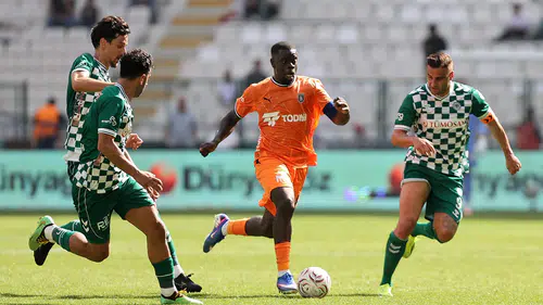 Göztepe 4 attı Konyaspor düşme hattına geriledi!