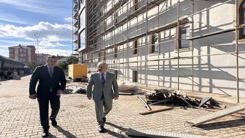 Akşehir Hükümet Konağı’nda yenileme çalışmaları devam ediyor