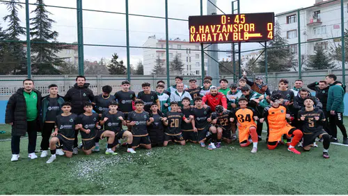 Karatay Belediyespor U16 futbol takımı şampiyon oldu