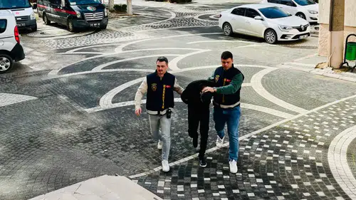 Konya'da uyuşturucuyla yakalanan zanlı tutuklandı