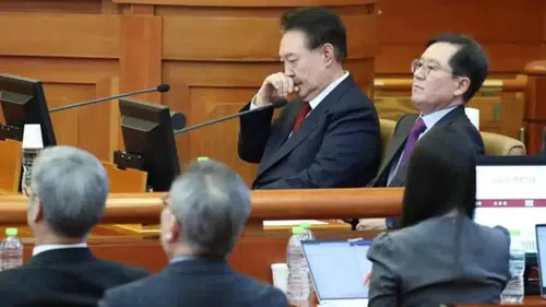 Eski Güney Kore Devlet Başkanı Yoon'a, müebbet hapis cezası