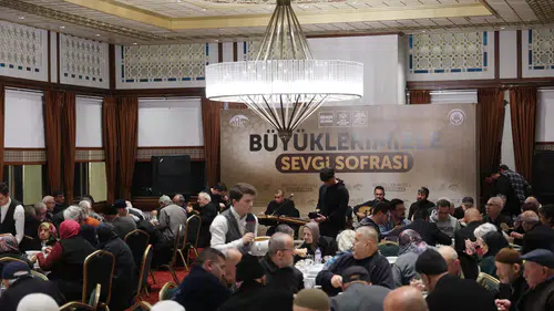 Konya Büyükşehir’den anlamlı buluşma: Büyüklerimizle Sevgi Sofrası