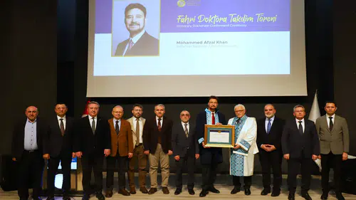 NEÜ’de küresel siyaset masaya yatırıldı