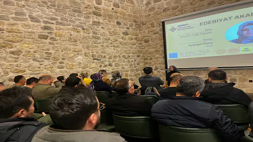 Öğretmen Akademilerinde dersler devam ediyor