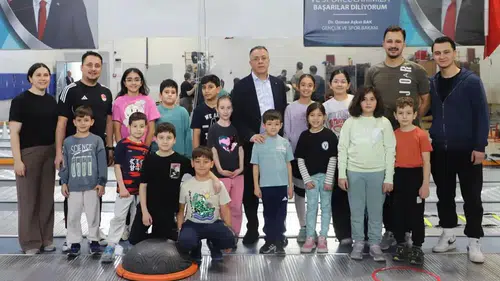 İl Müdürü Çintimar eskrimcilerle