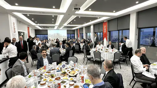 Finans dünyası geleneksel Bera Holding iftarında buluştu