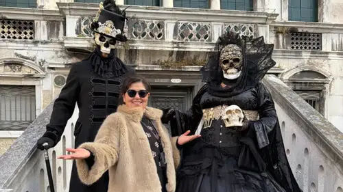 Serap Hanım Venedik Karnavalı’nda