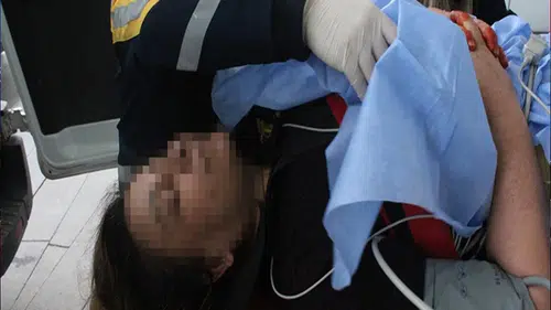 Tartıştığı eşini bacaklarından pompalı tüfekle vurdu