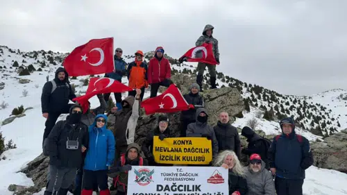 Dağcıların kar ve fırtınayla imtihanı: 2000 metrede geri dönüş