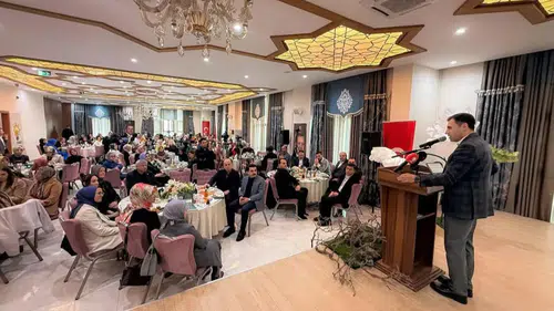 AK Parti Konya’da kadın kollarına vefa buluşması