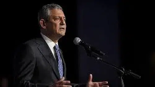 Özgür Özel'den Tanju Özcan açıklaması