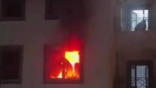 Annesi ile tartışıp evi yaktı