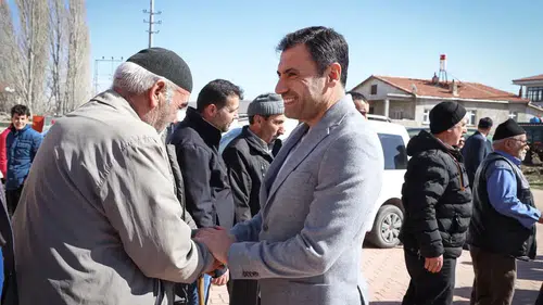 Selçuklu’da kapı kapı siyaset: AK Parti Konya İl Başkanı Özgökçen sahada