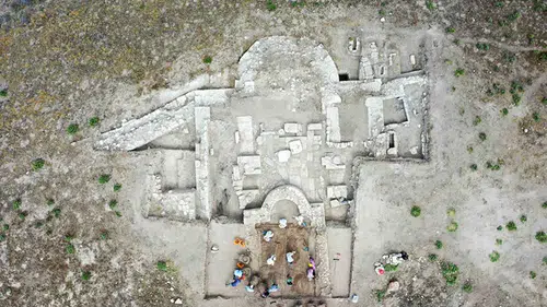 Konya'da tarihi bronz muska gün yüzüne çıktı!
