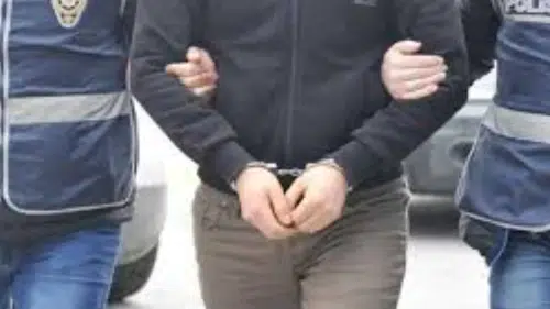 Konya'da uyuşturucu operasyonunda 2 zanlı tutuklandı