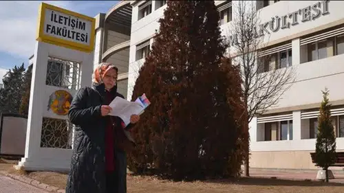 Selçuk Üniversitesi’nde ilham veren hikâye: 58 yaşında öğrenci oldu!