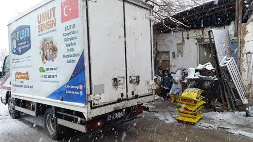 Konya'da isteyenlere bedava kömür ve tüp yardımı yapılıyor