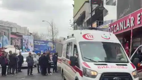 Kasapta elini kaptırdığı kıyma makinesiyle hastaneye götürüldü