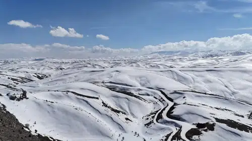 Toroslar beyaza büründü: Kartpostallık manzaralar büyüledi