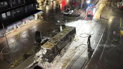 İsviçre'de otobüs yangını: 6 ölü