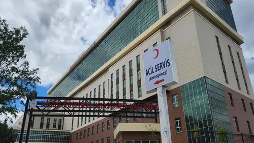 Otomobil şarampole yuvarlandı: 2 ölü, 2 ağır yaralı