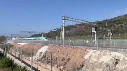 Trenin çarptığı yaya hayatını kaybetti