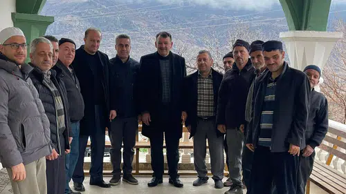 Başkan Çetiner vatandaşla samimi sohbette!