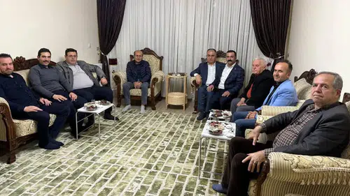 MHP Konya’da anlamlı buluşma: Umre dönüşü ziyaret