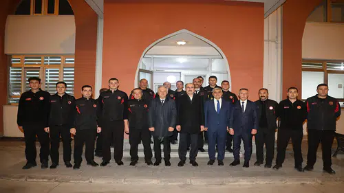 Başkan Altay, personelleri ziyaret etti