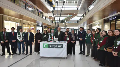 Konya'da YEDAM danışanlarının yaptığı resimler sergilendi