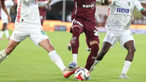 Göztepe, Süper Lig'de yarın Alanyaspor'u konuk edecek