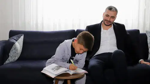 Konyalı Başkan öğrencinin ödevini yaptırdı!