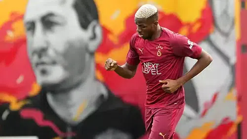 Victor Osimhen ameliyata alındı