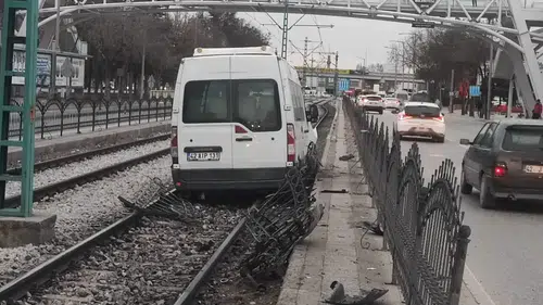 Konya’da tramvay seferleri durdu: Ulaşım kitlendi!