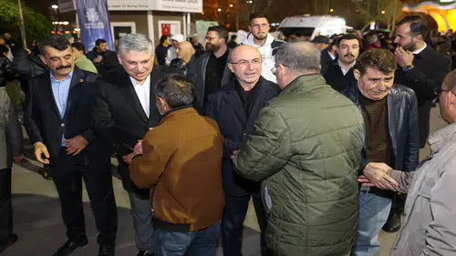Başkan Pekyatırmacı, Kadir Gecesi’nde vatandaşlarla buluştu