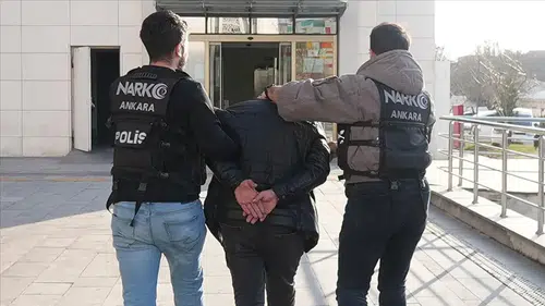 Uyuşturucu operasyonunda 60 şüpheli yakalandı