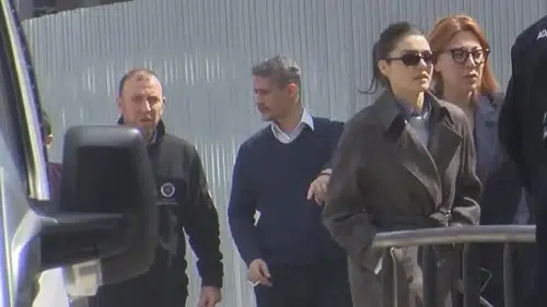 Hande Erçel Adli Tıp Kurumu’nda