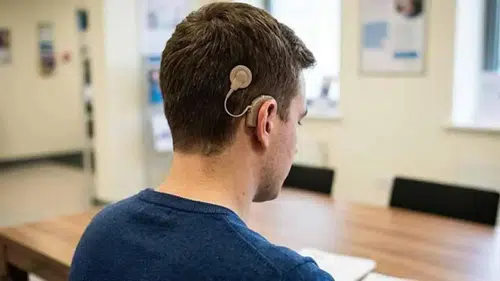 Mahkeme, işitme cihazı farkının ödenmesine hükmetti