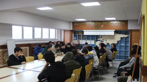 Konya’da İmam Hatip Lisesi’nde Filistin konulu kitap tanıtım etkinliği