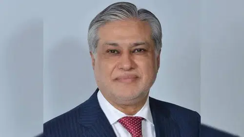 İran, 20 Pakistan gemisinin geçişine izin verdi