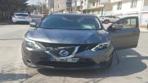 Seydişehir'de otomobil ile motosiklet çarpıştı